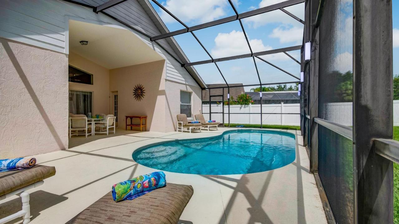 Villa Pool Lighting Feature Private Fence Orlando Esterno foto